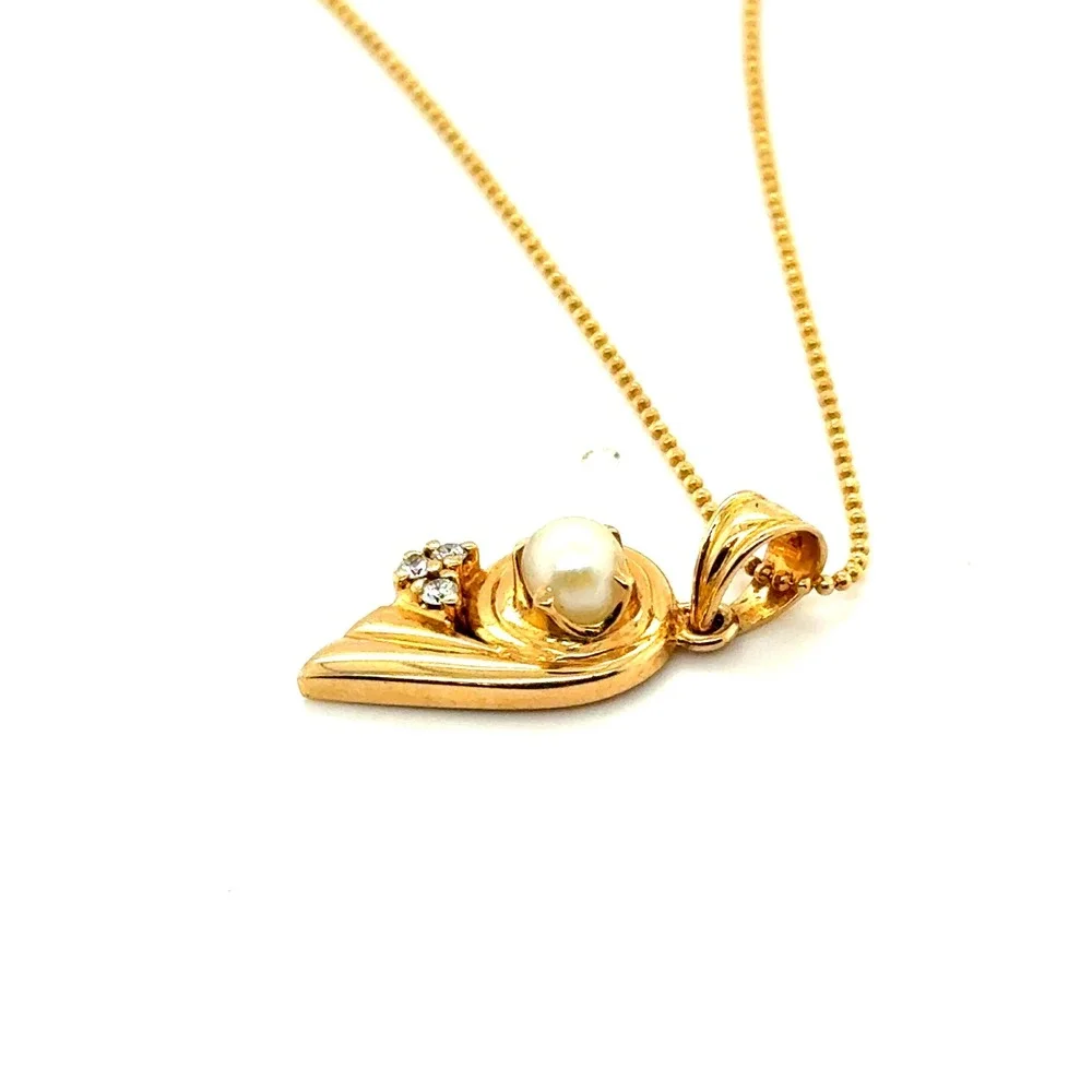 18k Yellow Gold Pearl and Diamond Swirl Pendant Necklace 17.5 Inch Chain 5g